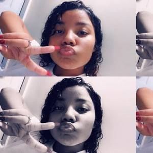 Meet your Posher, Alyssa